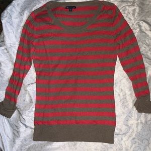 Gap sweater